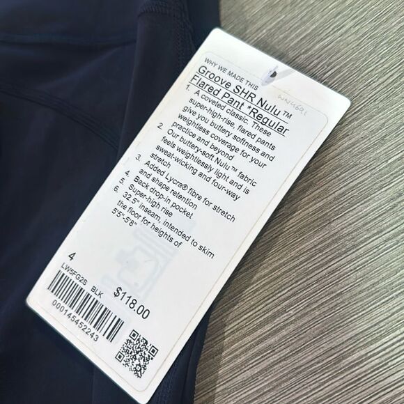 Lululemon Groove Super-High-Rise Flared Pant Nulu
Black size 4 NWT‎ - Picture 4 of 7